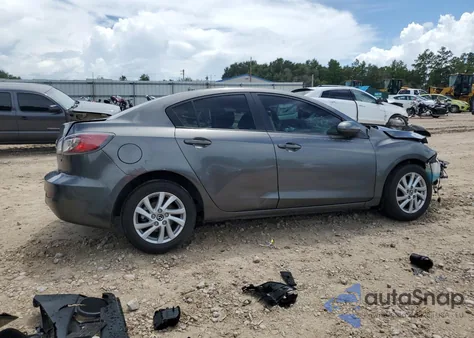 2013 Mazda 3 I z USA, uszkodzony, nr VIN JM1BL1V7XD1746645
